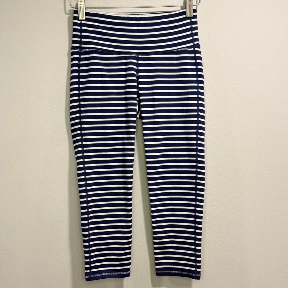 Athleta Women's Striped Navy and‎ White Capri Leggings Size XS
